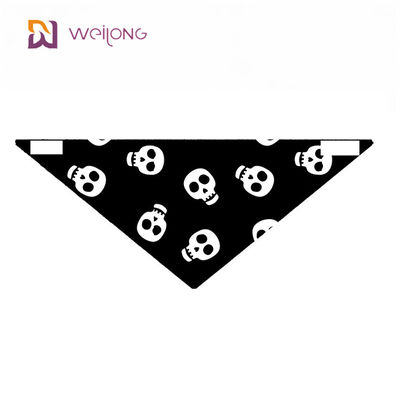Bandanas-moderner weicher Dreieck-Schellfisch-Schal Hund BSCI Halloween mit Schädel-Muster